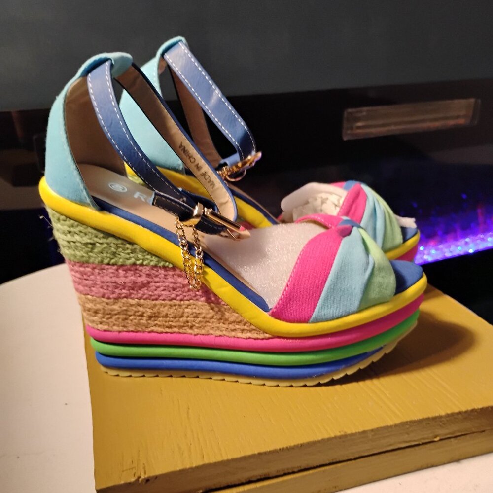 Colorblock Platform Wedge Sandals – RUILIAN Size 8.5 / EU 40